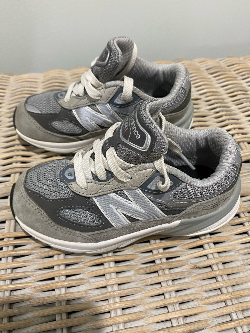 New Balance Kids' 990 Grey and Light Grey Sneakers